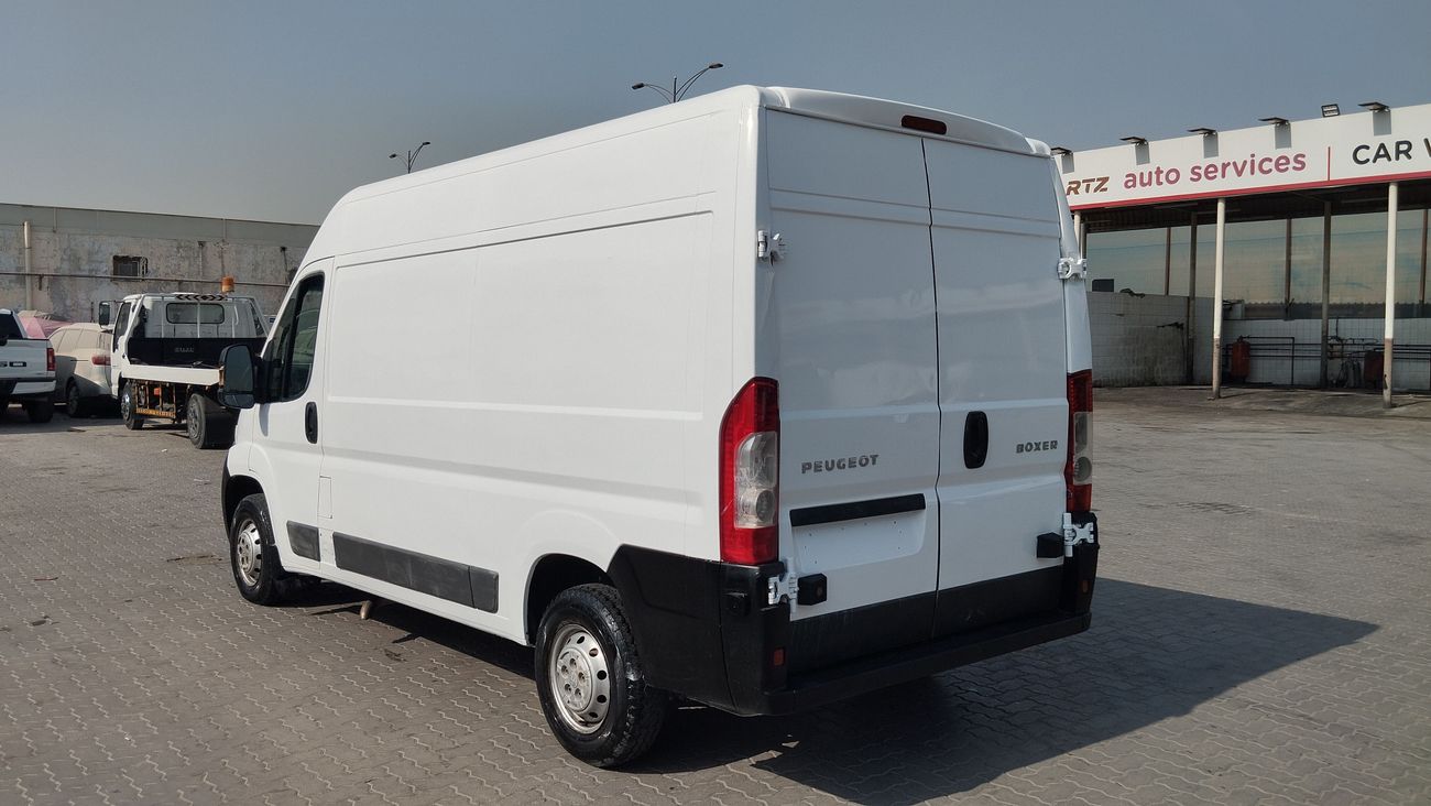 بيجو بوكسر L2H2 2.2L Medium Highroof