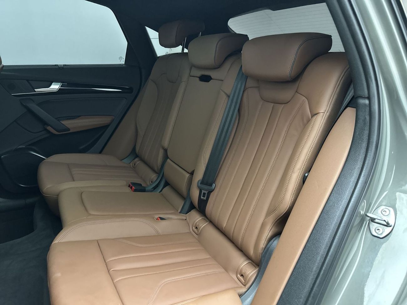 أودي Q5 45 TFSI S-LINE quattro 249hp (Ref# 89770)