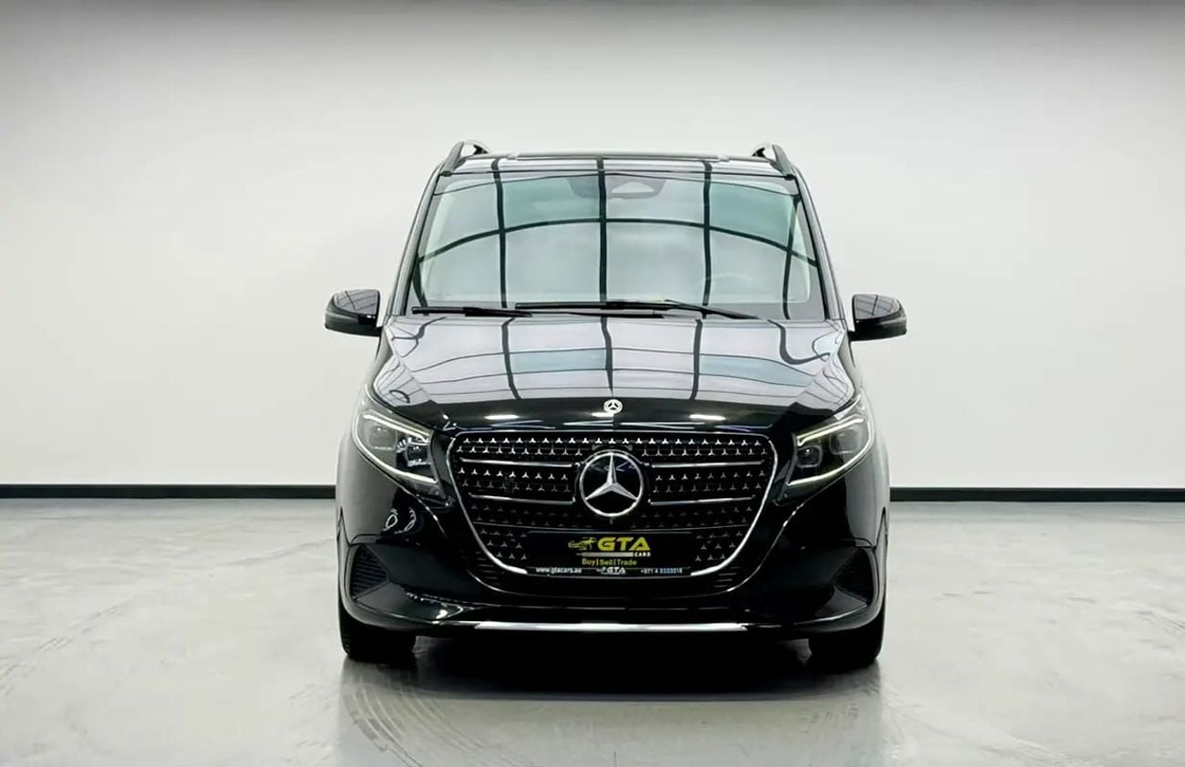 Mercedes Benz V300 V300, Mercedes Warranty + Service Pack, Full MB Service History, Low Km, GCC