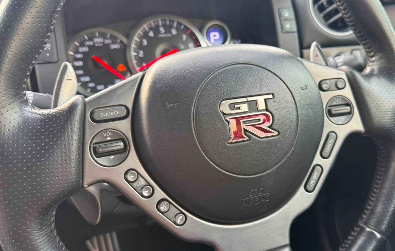نيسان جي تي ار SPORT
