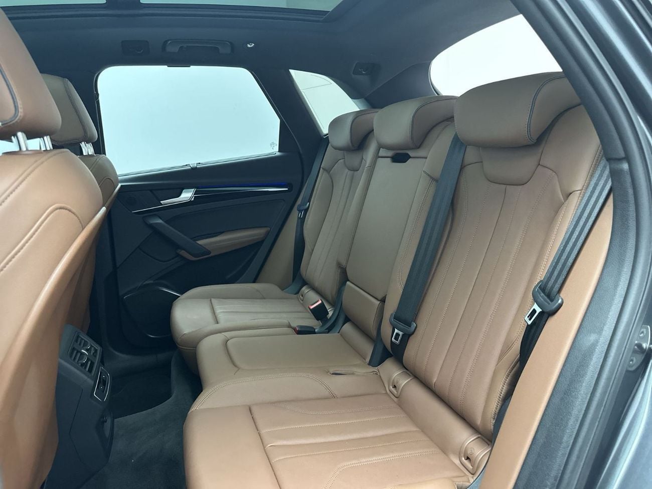 Audi Q5 45 TFSI S-LINE quattro 249hp (Ref# 42750)