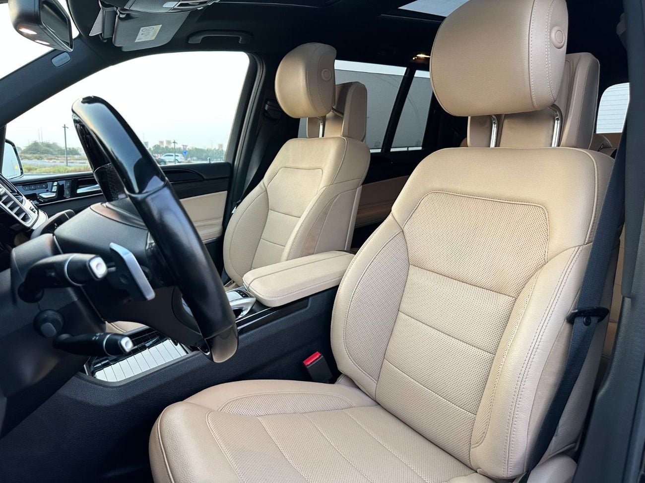 مرسيدس بنز GLS 500 ستاندارد