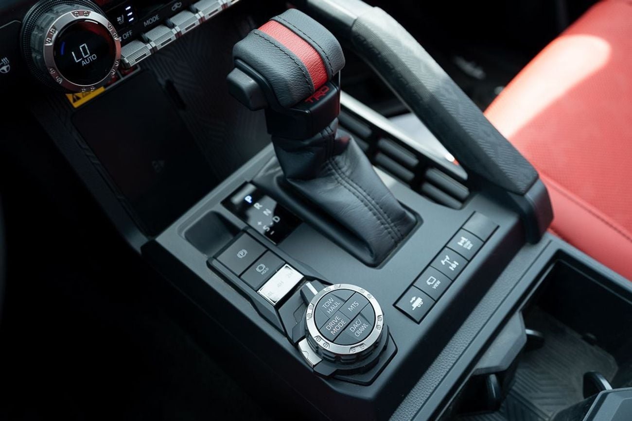 تويوتا تاكوما I-force Max Hybrid TRD PRO 4x4 2026