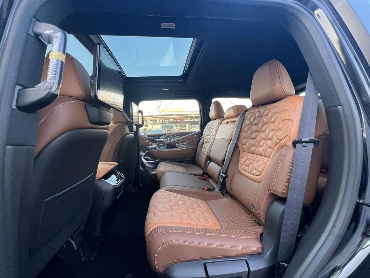 Nissan Patrol LE PLATINUM CITY NISSAN PATROL 3.5L TT