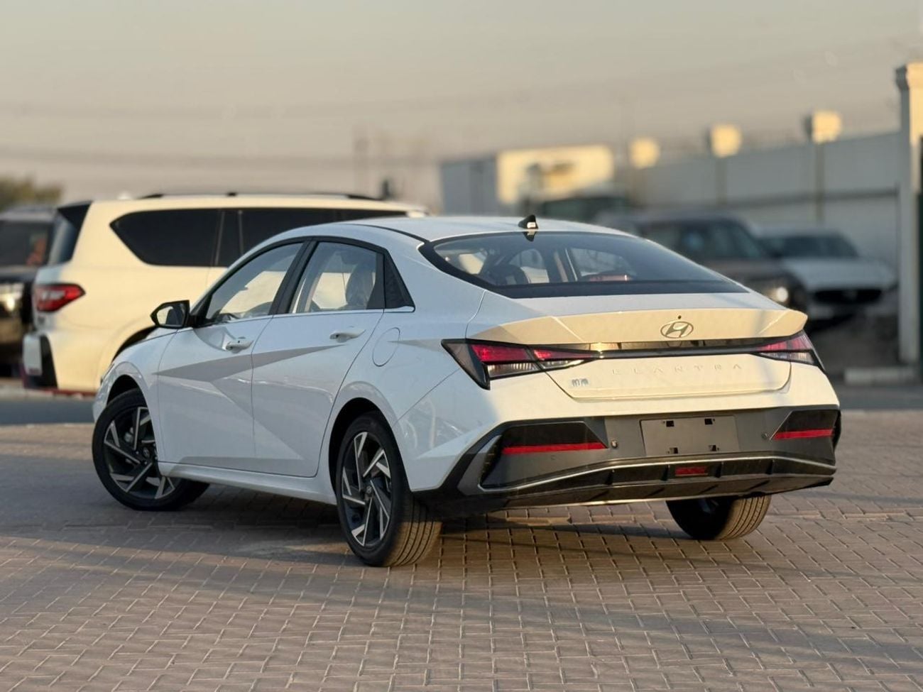 Hyundai Elantra COMFORT 2025 Export Price @ 50,500 AED