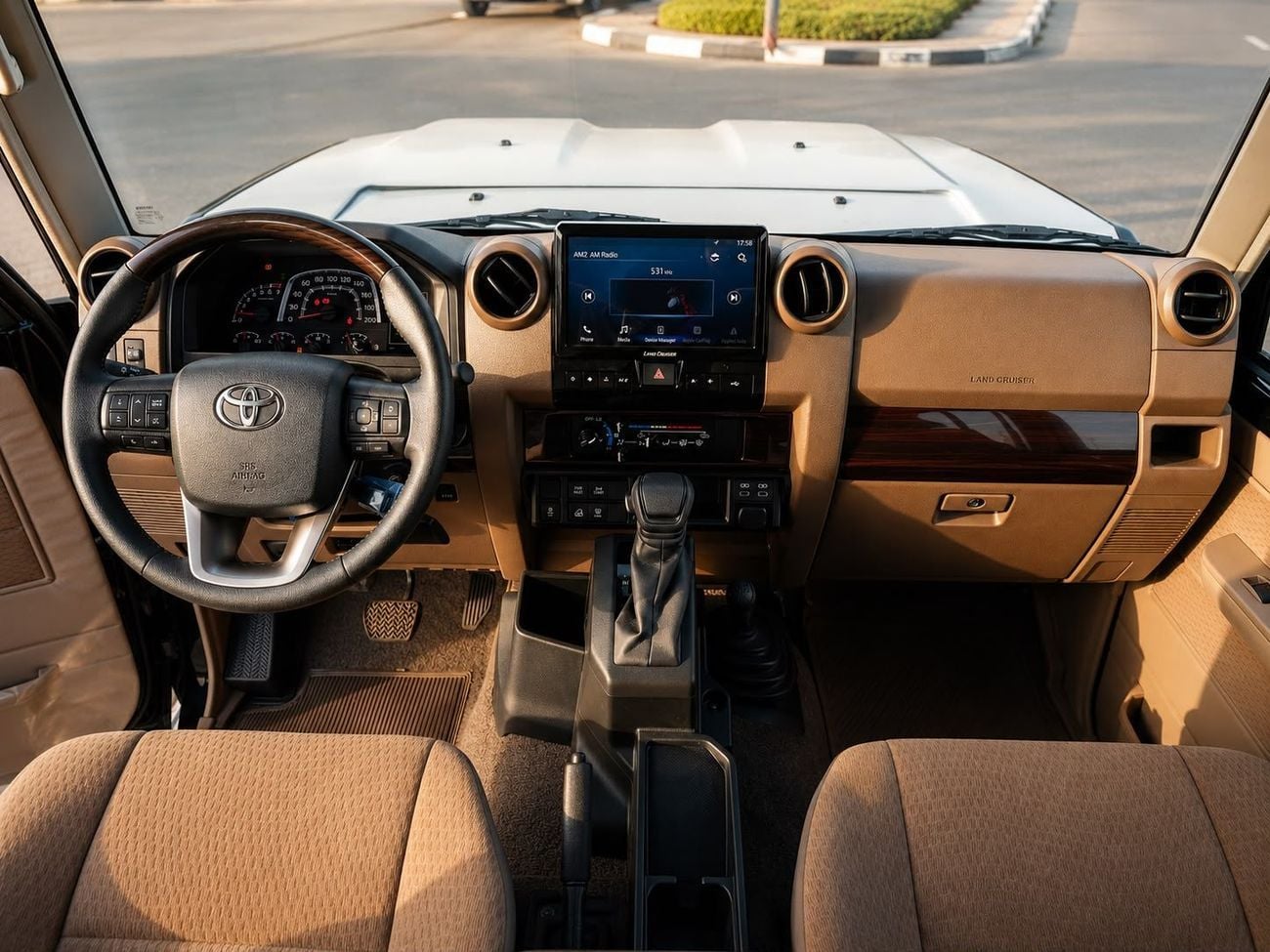 Toyota Land Cruiser 70 v6 petrol