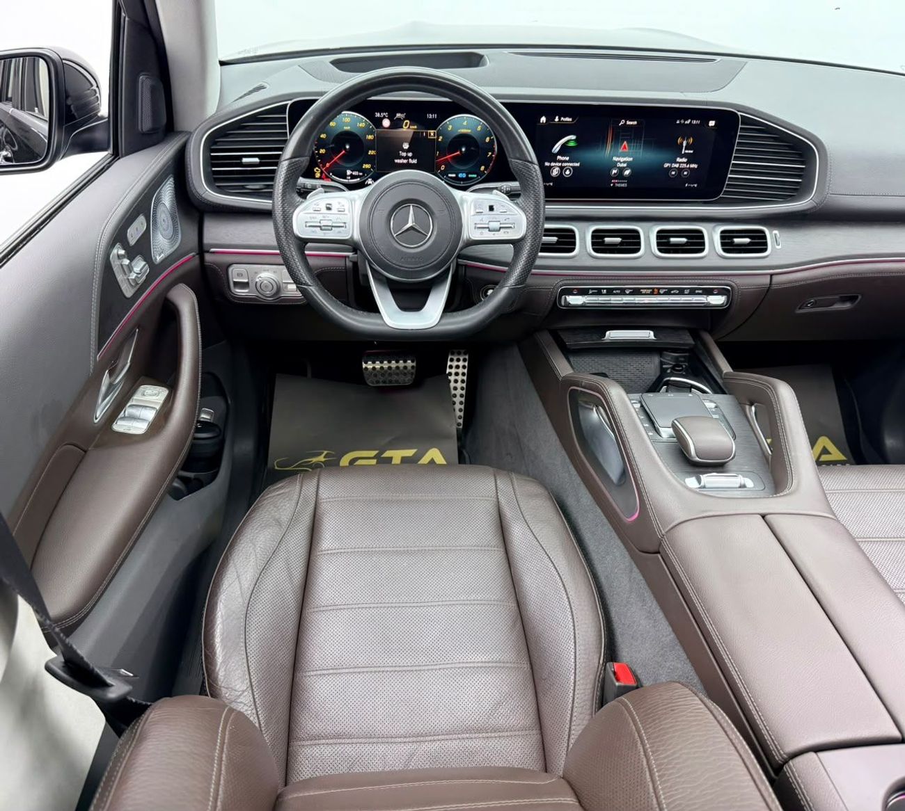 مرسيدس بنز GLS 580 STANDARD مرسيدس بنز GLS580 4MATIC موديل 2020، مزودة بحزمة خدمة مرسيدس بنز لعام 2028، مع ضمان، وسجل صيانة كامل