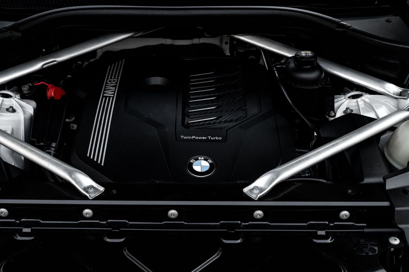 BMW X5 xDrive40i M Sport X5 xDrive40i M Sport | 2,644 P.M | 0% Downpayment | BMW MAINTAINED