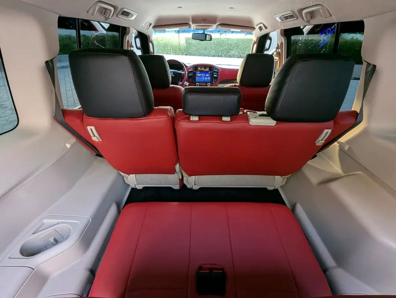 Mitsubishi Pajero GLS MIDLINE GLS MID GCC Specs
