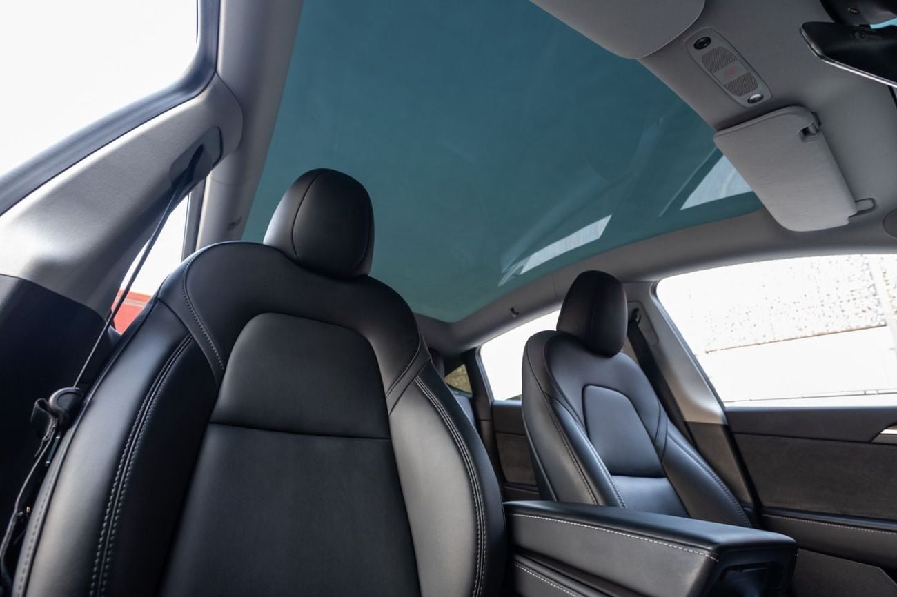 Tesla Model Y Long Range (AWD) Tesla Model Y Long Range 2023 GCC | Agency Warranty