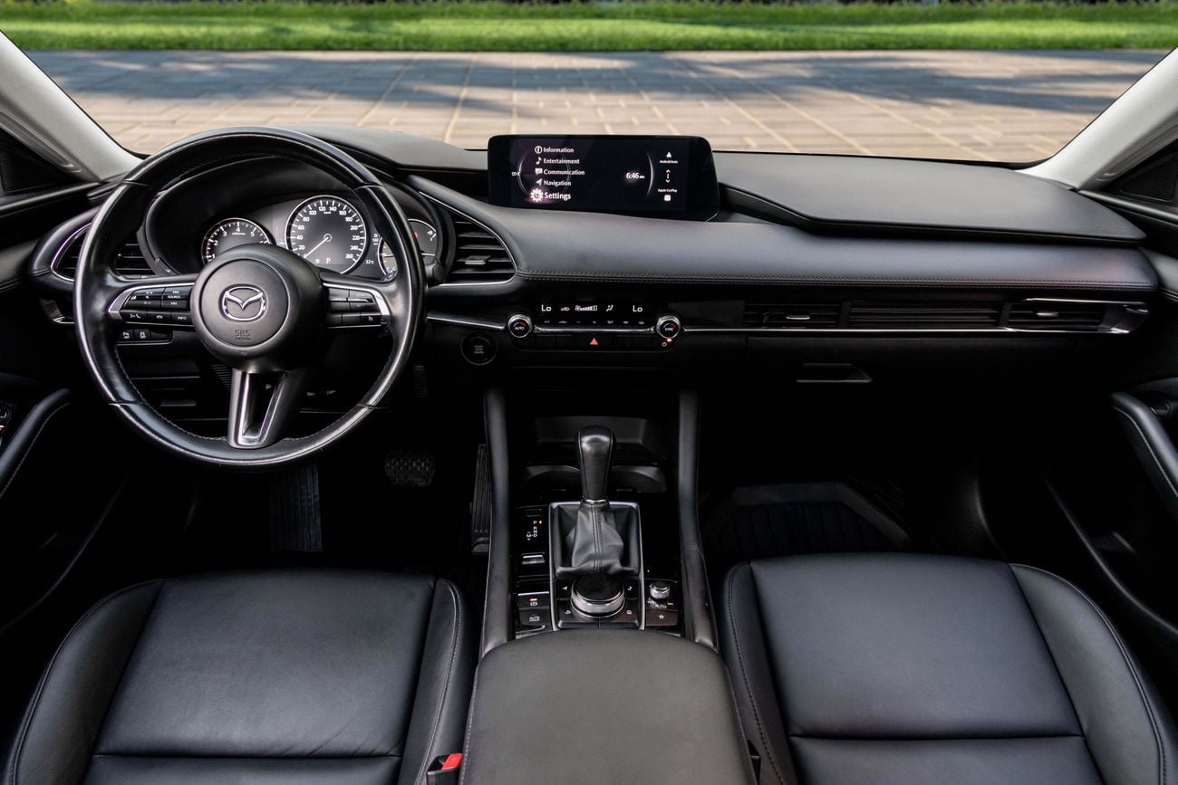 Mazda 3 EVOLVE | 1,234 P.M | 0% Downpayment | Excellent Condition!