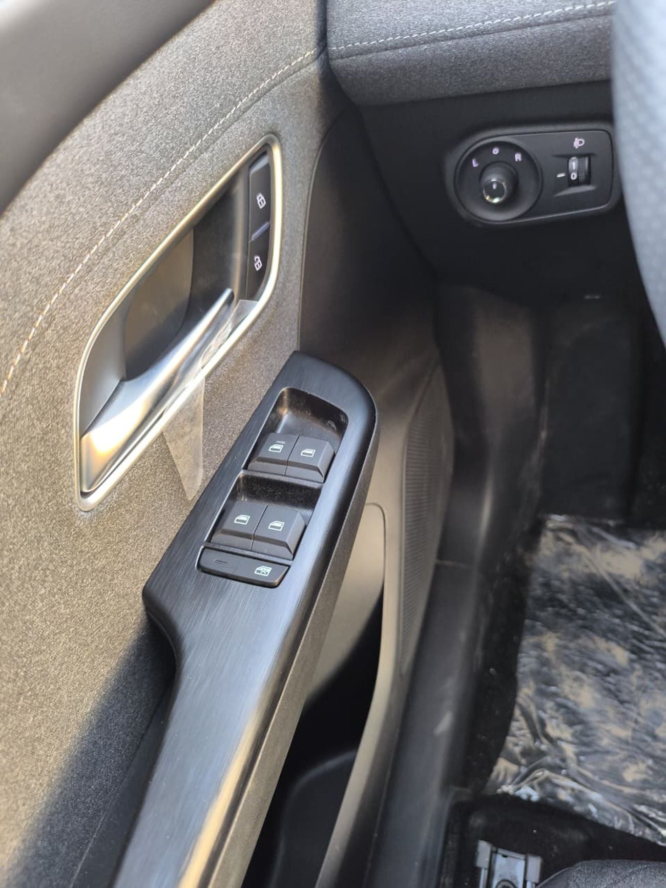 MG ZS STANDARD MG ZS 1.5L Standard GCC Specs 2026