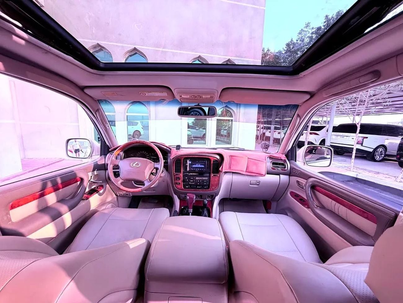 Lexus LX470 لكزس LX470 خليجي LX 470 GCC Specs - Reliable Luxury SUV