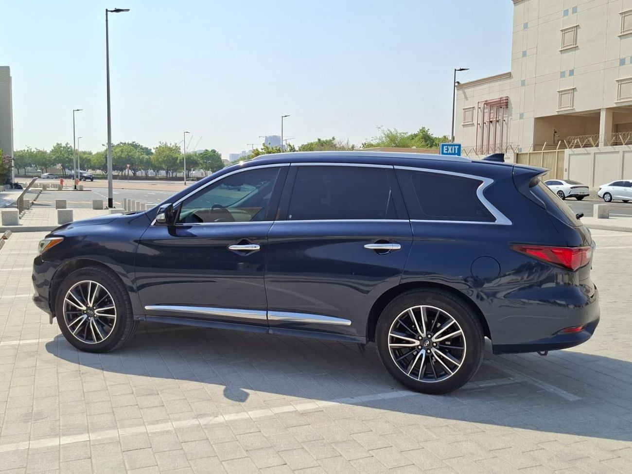 Infiniti QX60 LUXURY 3.5L