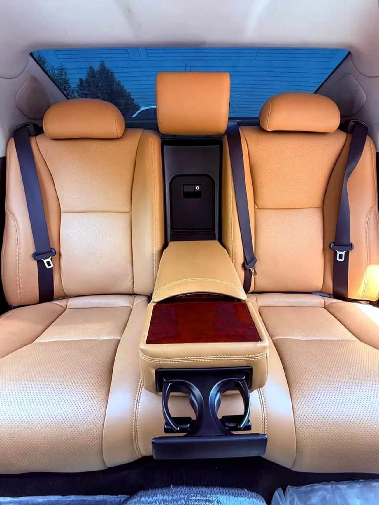Lexus LS460 لكزس LS 460 فل اوبشن ياباني LS 460 | Pristine Condition | Japanese Specs