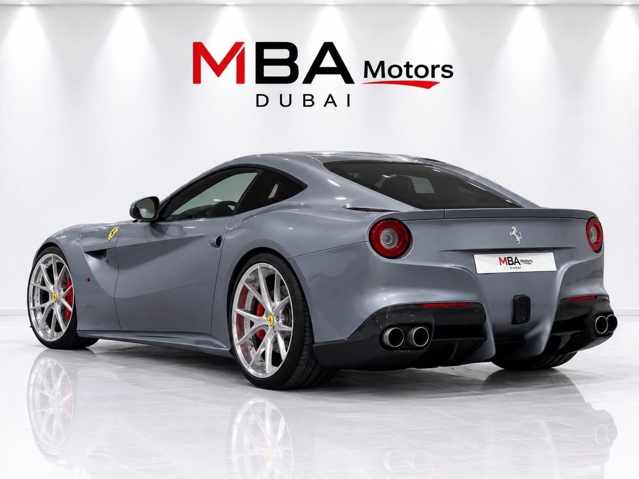 فيراري F12 BERLINETTA