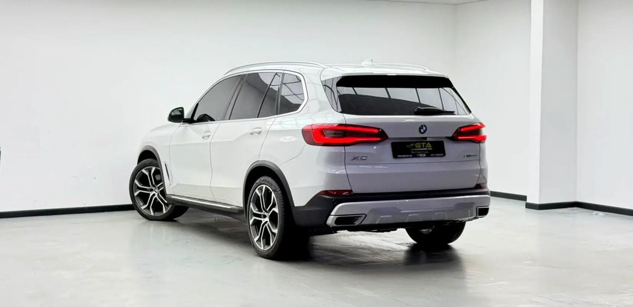 BMW X5 xDrive40i, Warranty, Full Service History, Excellent Condition, GCC