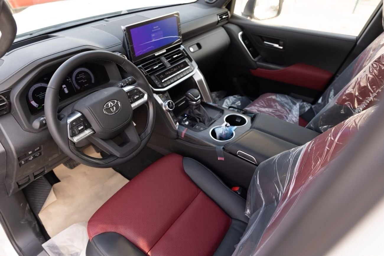 تويوتا لاند كروزر VXR