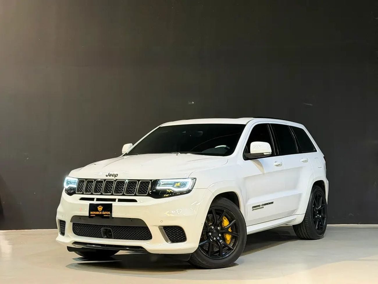 جيب جراند شيروكي TRACKHAWK | GCC Specs | Pristine Condition