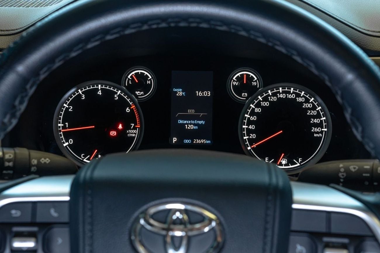 Toyota Land Cruiser GXR