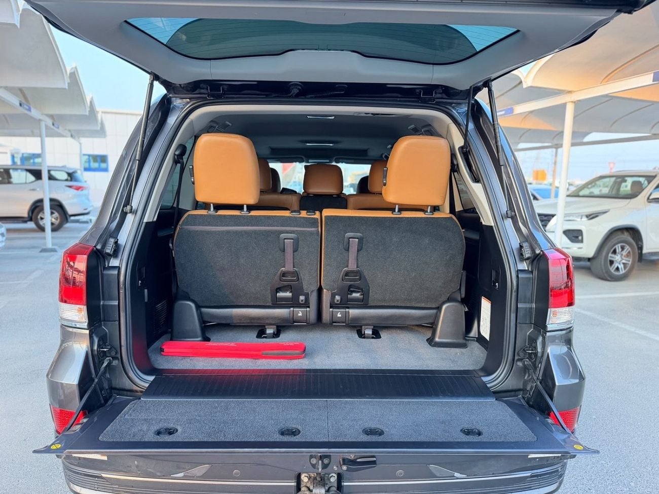 Toyota Land Cruiser GXR GT Landcruiser GXR GRAND TOURING 2021 V6 LHD Full Option
