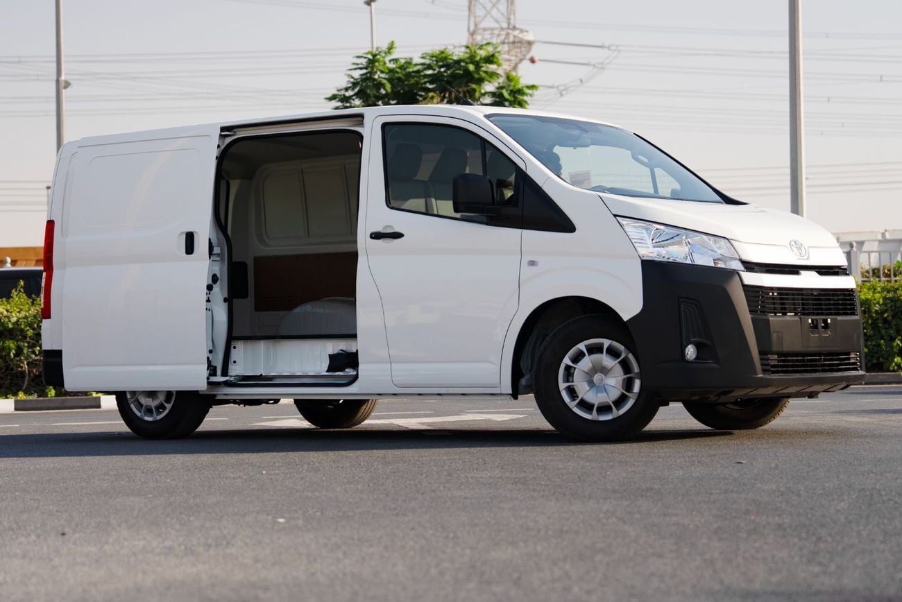 تويوتا هاياس DELIVERY VAN 3.5 لتر - أبيض من الداخل رمادي | للتصدير فقط