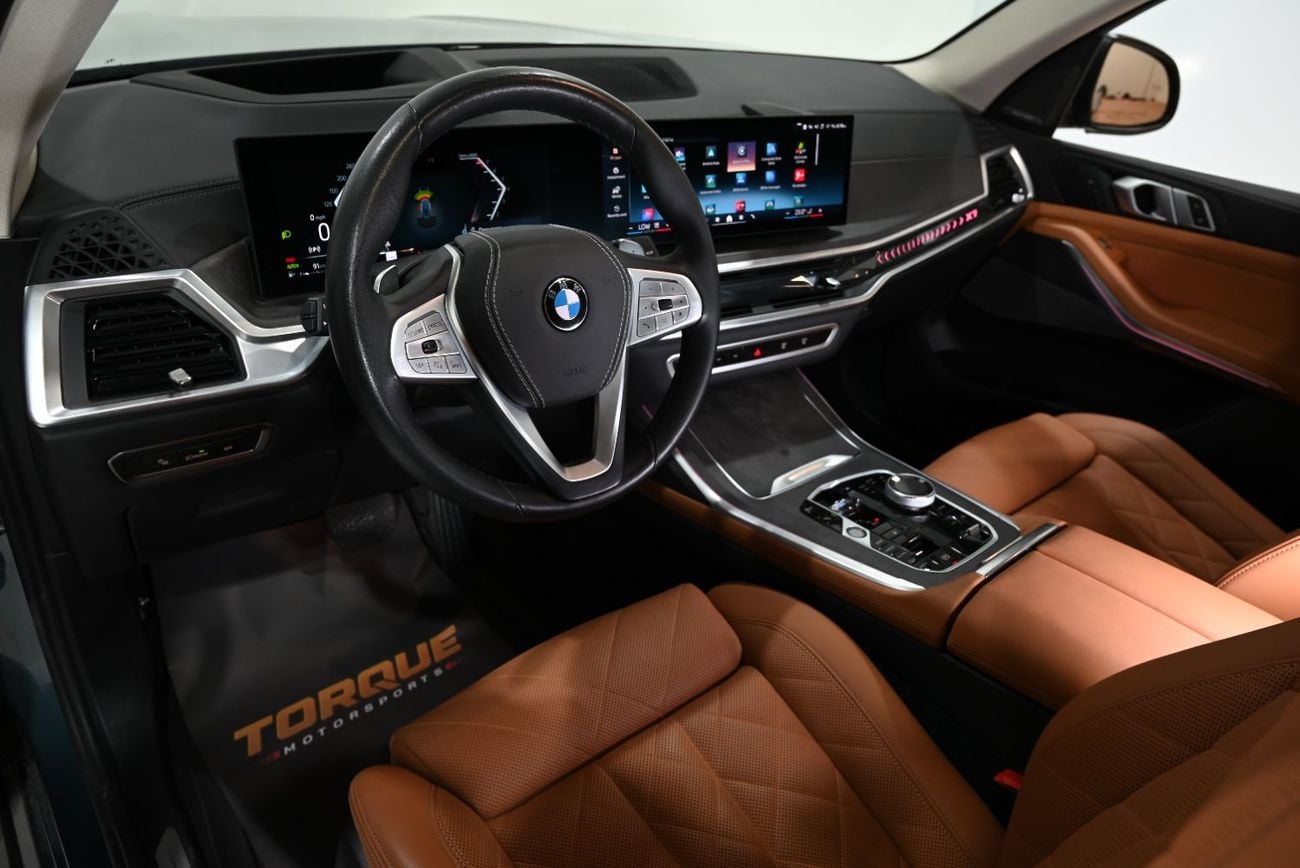 BMW X7 XDRIVE40I DESIGN PURE EXCELLENCE 2025 BMW X7 xDrive40i, Service History, 1 Year Warranty, Excellent Condition