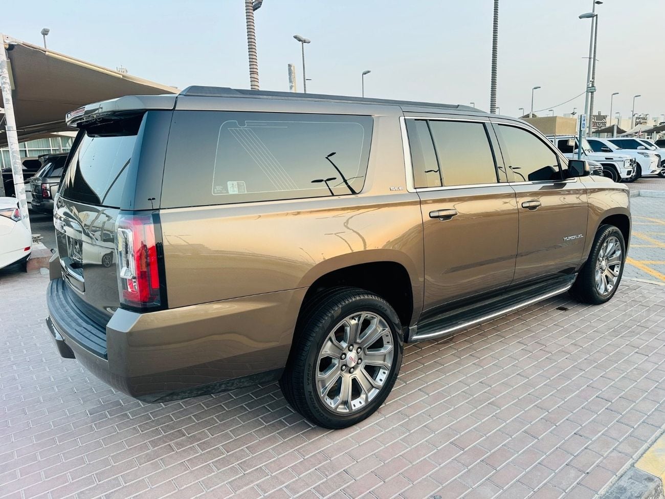 GMC Yukon DENALI