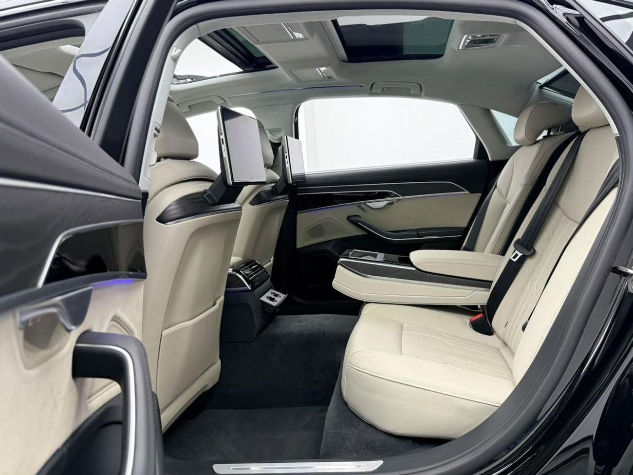 Audi A8 L 55 TFSI HIGH SPEC 2024 Audi A8 L S line Black Edition, Audi Warranty+Full Service History, GCC Specs.
