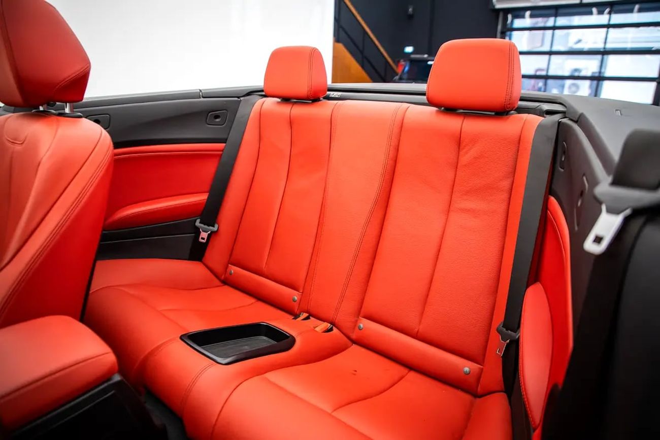 بي أم دبليو 220 220i Sportline Convertible | GCC | Full Service History | Excellent Condition