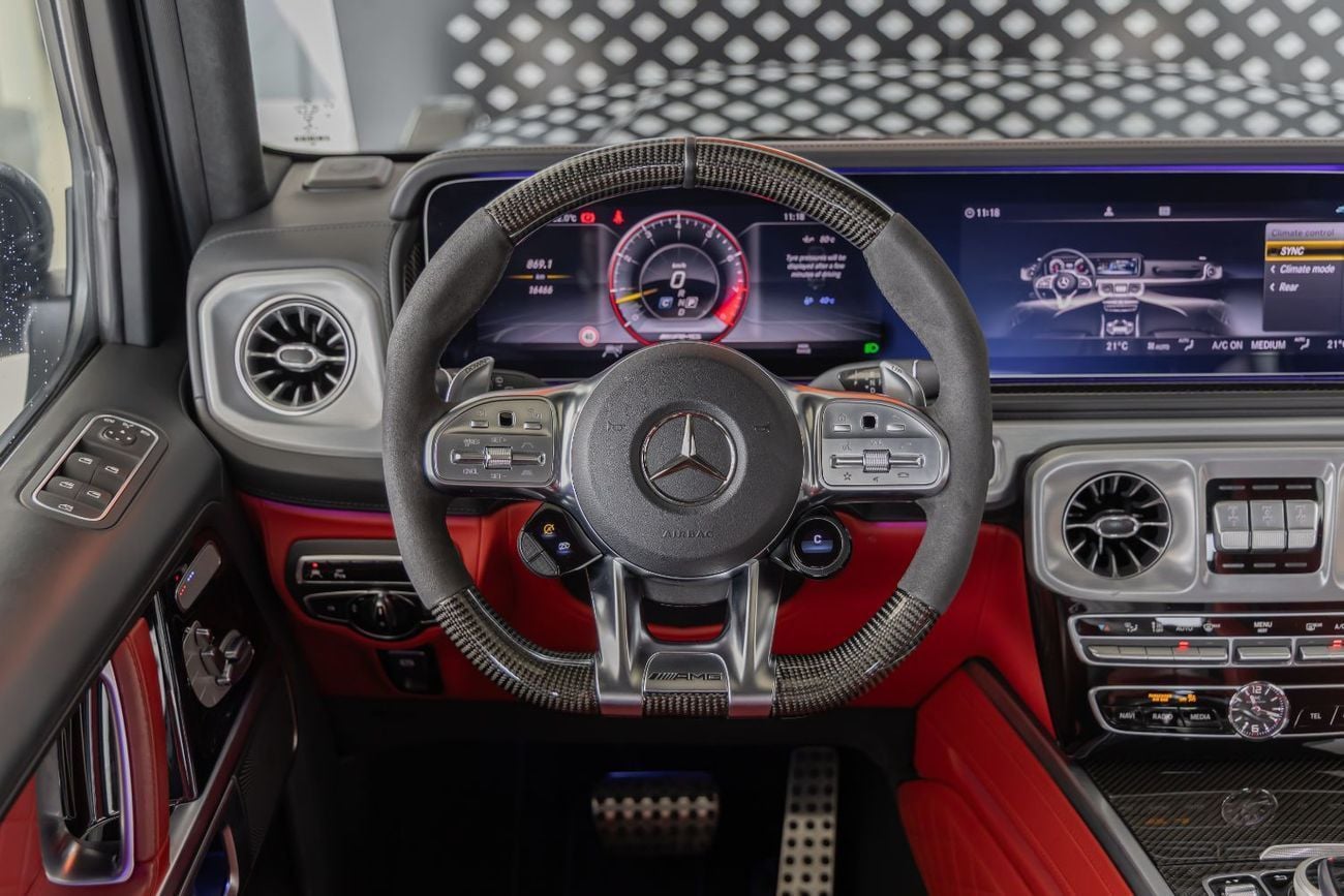 مرسيدس بنز G 63 AMG Mercedes-Benz G 63 | Fully Loaded|Night package | Fully Cardbon Fiber | Gargash Auto Warranty | 2020