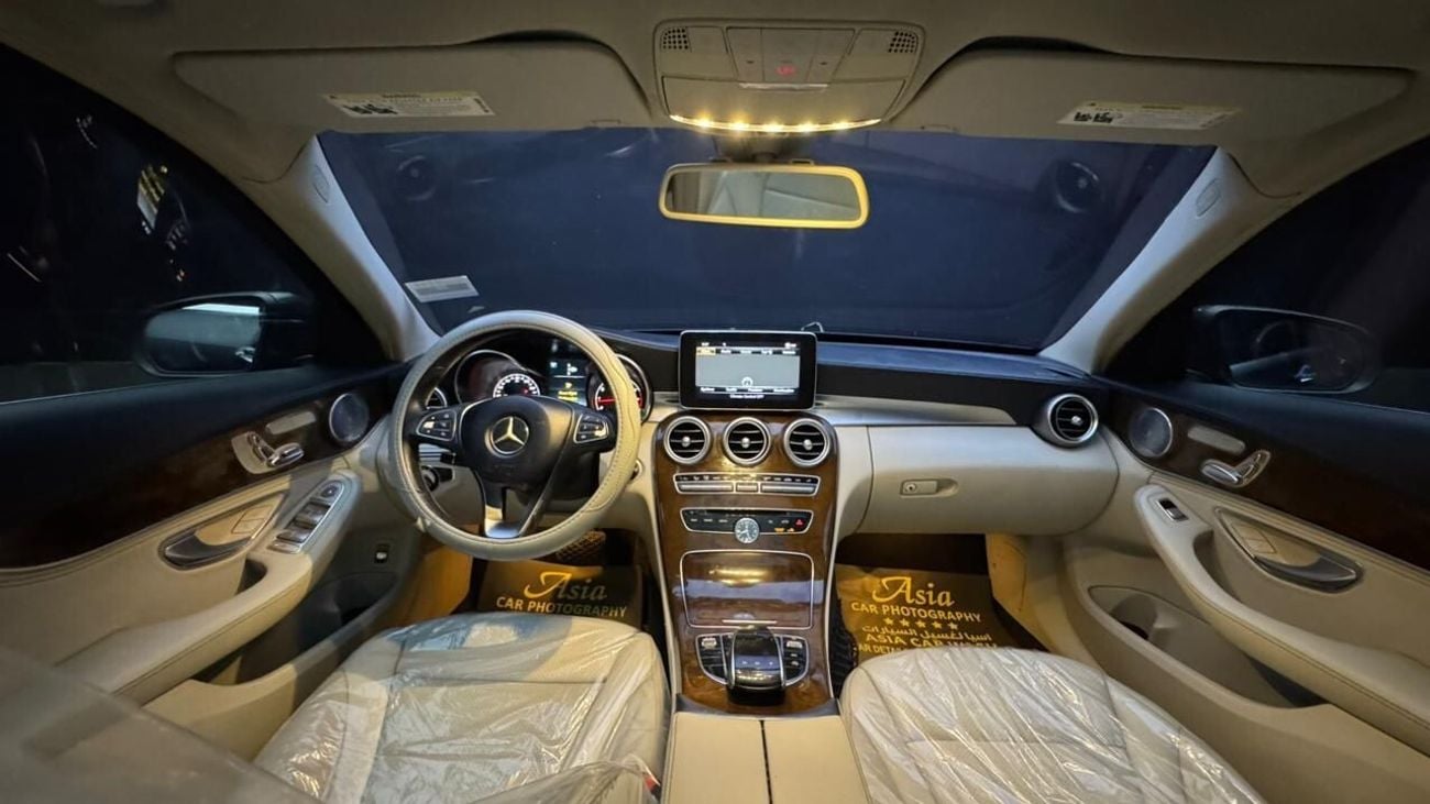 مرسيدس بنز C 300 ستاندارد