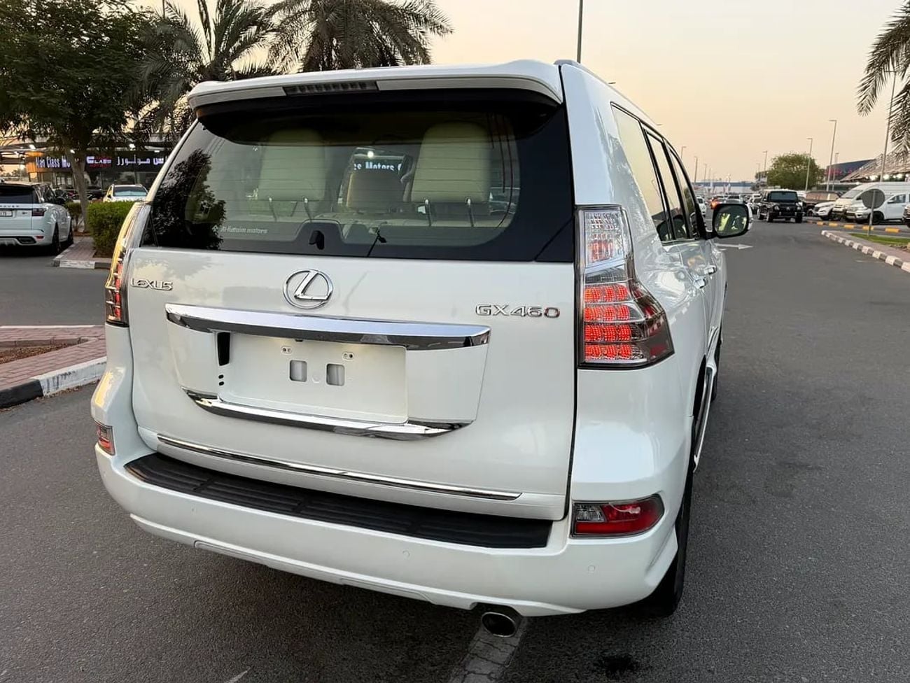 Lexus GX460 GX 460 GCC Specs - Well Maintained