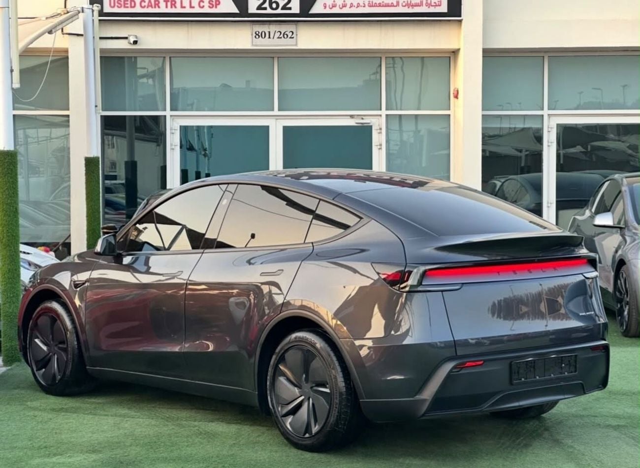 Tesla Model Y LONG RANGE