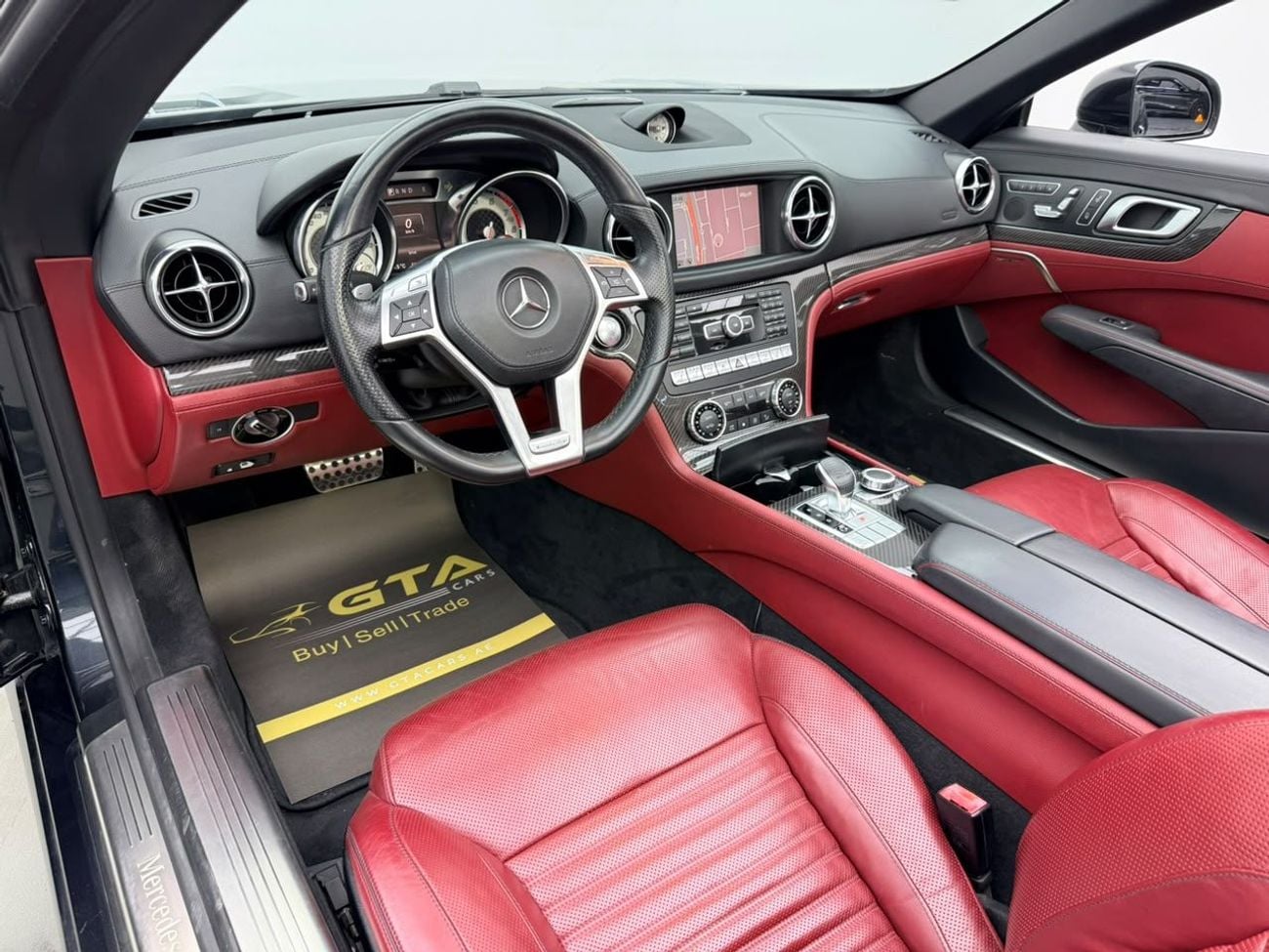 مرسيدس بنز SL 500 ستاندارد 2013 Mercedes-Benz SL 500 AMG Styling Package, Full Service History, GCC Specs.