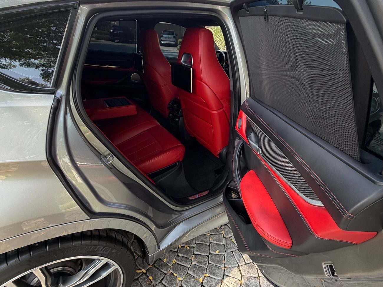 BMW X6 50i M SPORT