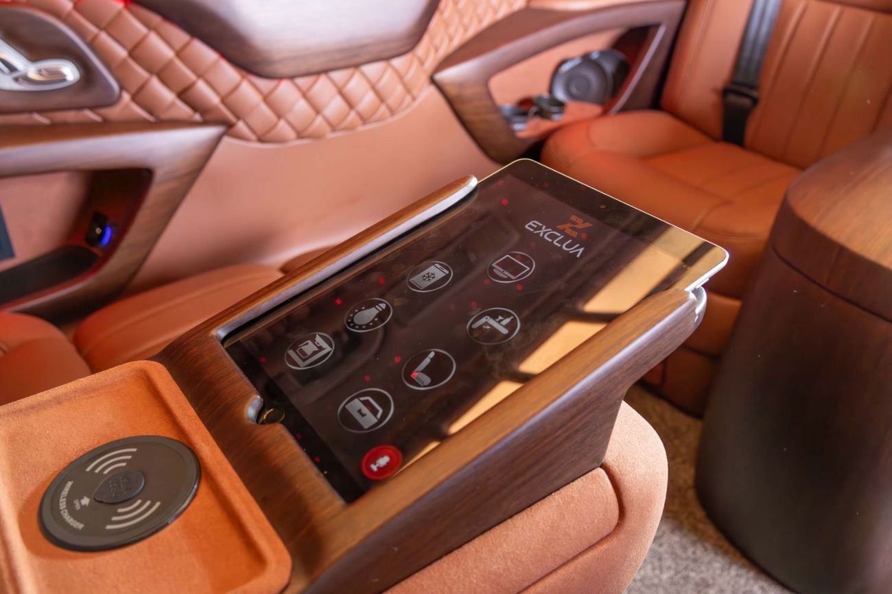 مرسيدس بنز V 300 VIP Upgrades-Exclusive Transportation-Mercedes Warranty till 2027