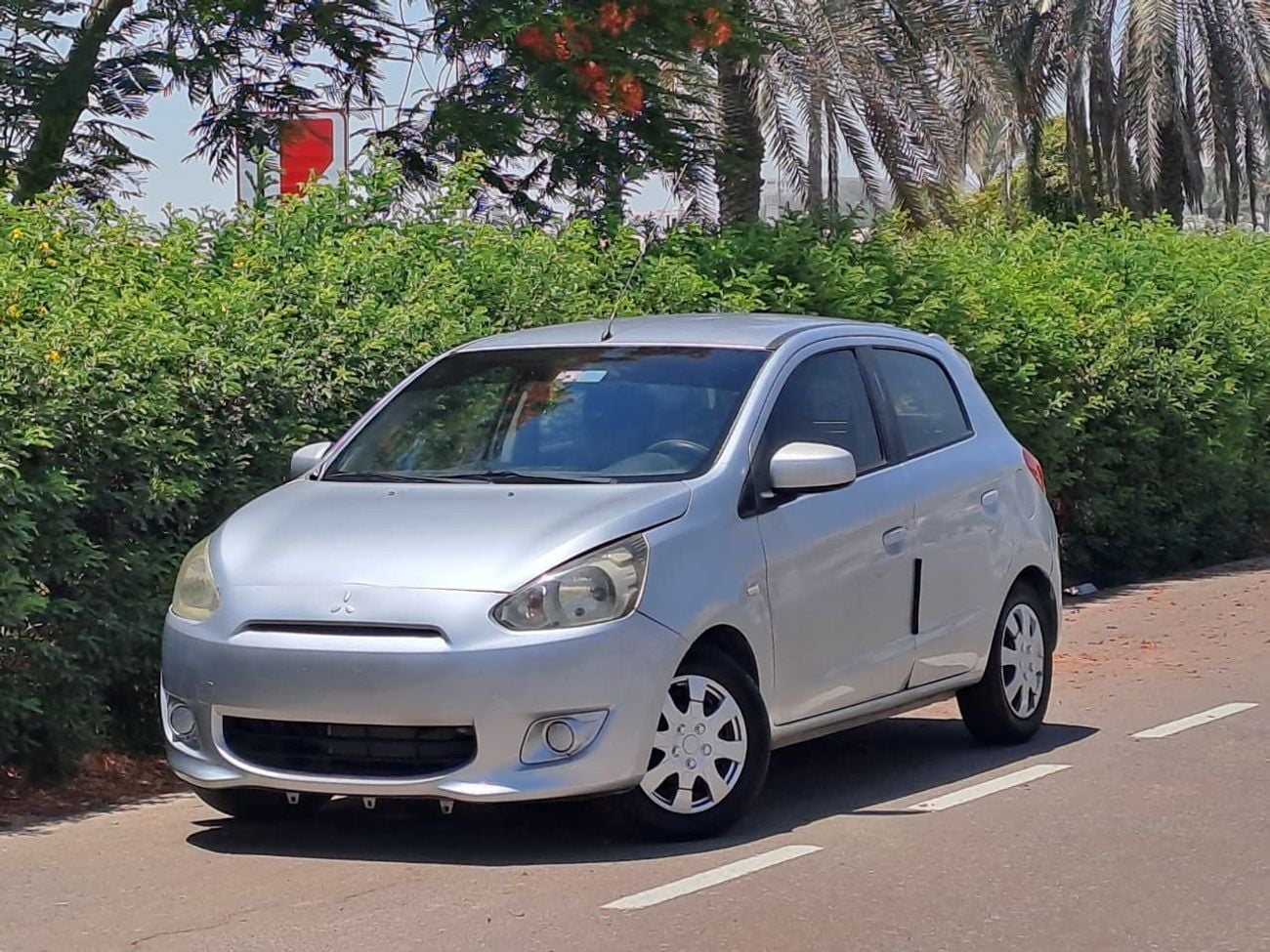 Mitsubishi Mirage GLX BASIC GLX Mitsubishi Mirage 2014 GLX | GCC Specs | Well Maintained
