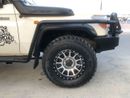 Toyota Land Cruiser 70 LC79 LX LC76 LHD 1VD-FTV 4.5L V8 Diesel Engine Manual Gear 4WD 7 Seats 5 Doors