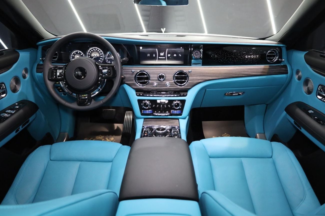 Rolls Royce Ghost STANDARD Rear Screens, Bespoke Audio, Illuminated Fascia, Dealer Warr + Serv!!