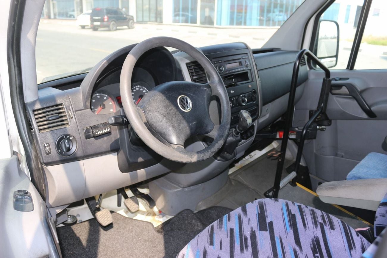 Volkswagen Crafter STANDARD Volkswagen Crafter 2008 with 22 Passenger Manual gear , diesel