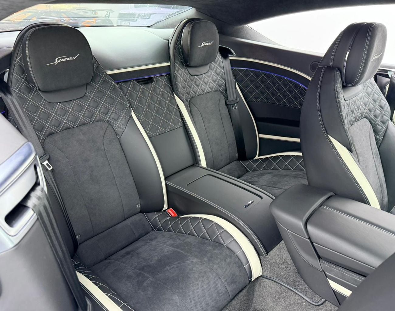 بنتلي كونتيننتال جي تي SPEED 2022 Bentley Continental GT Speed W12, Warranty, Full Service History, Very Low Km, Japanese Specs