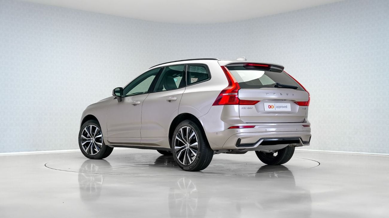 فولفو XC 60 B5 Ultimate Dark
