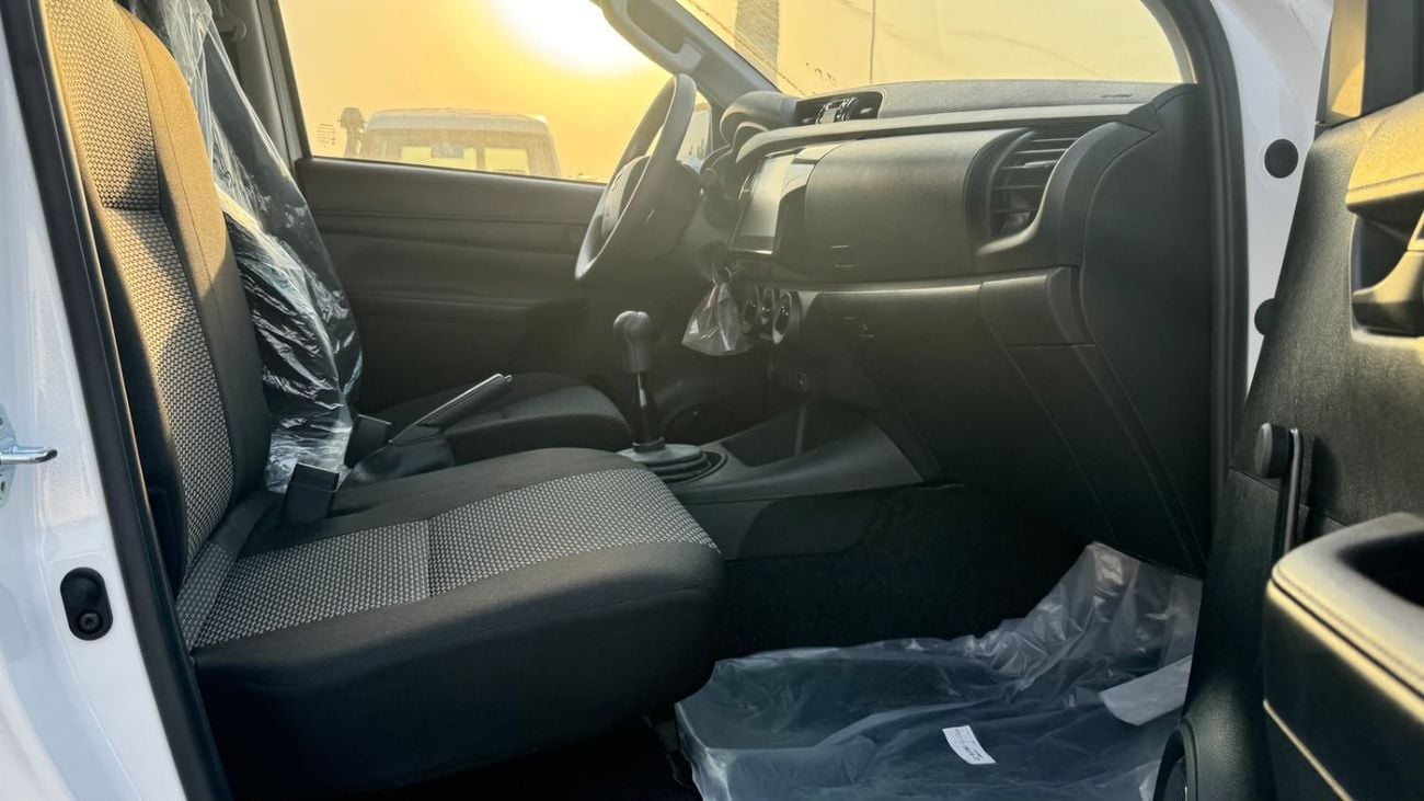 Toyota Hilux DLX