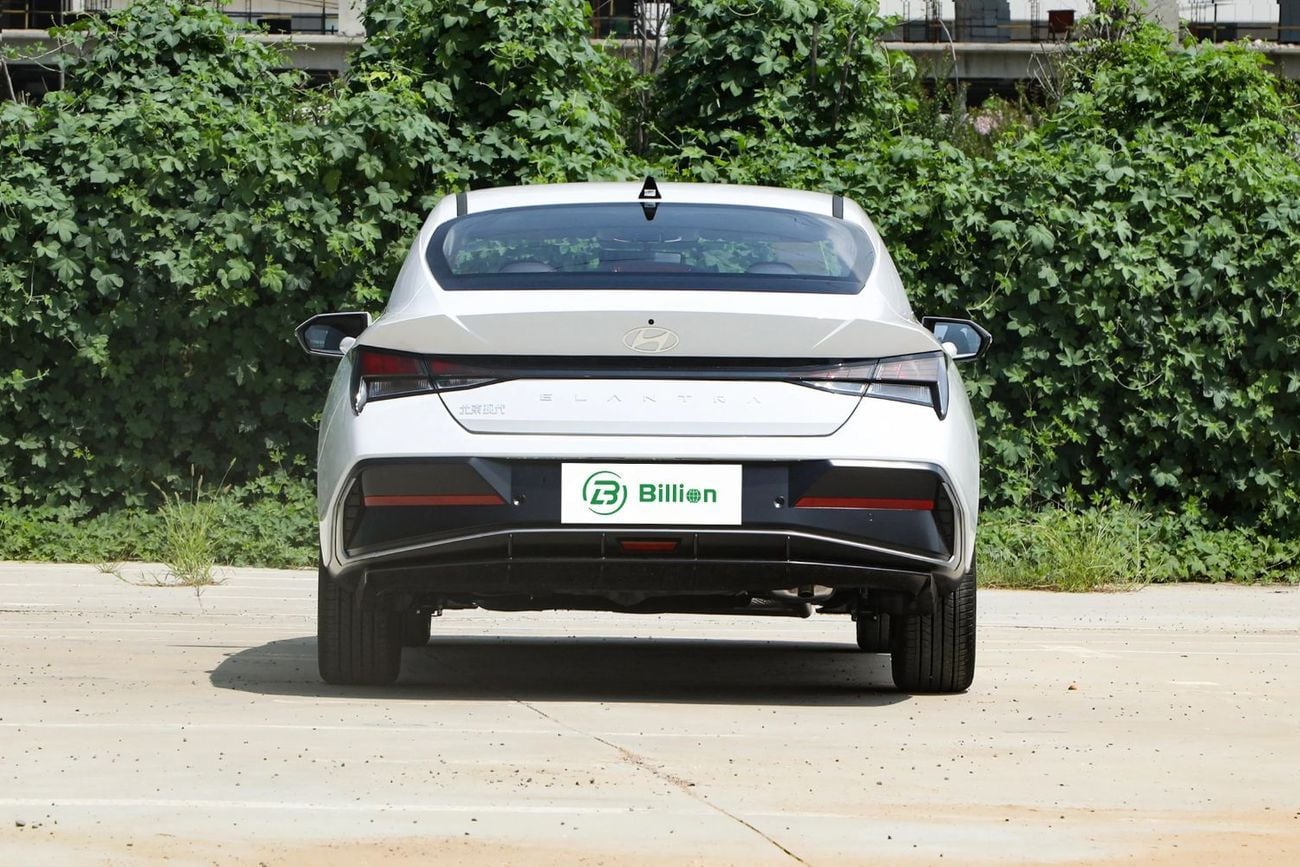 هيونداي إلانترا COMFORT Hyundai Elantra SMART 1.5