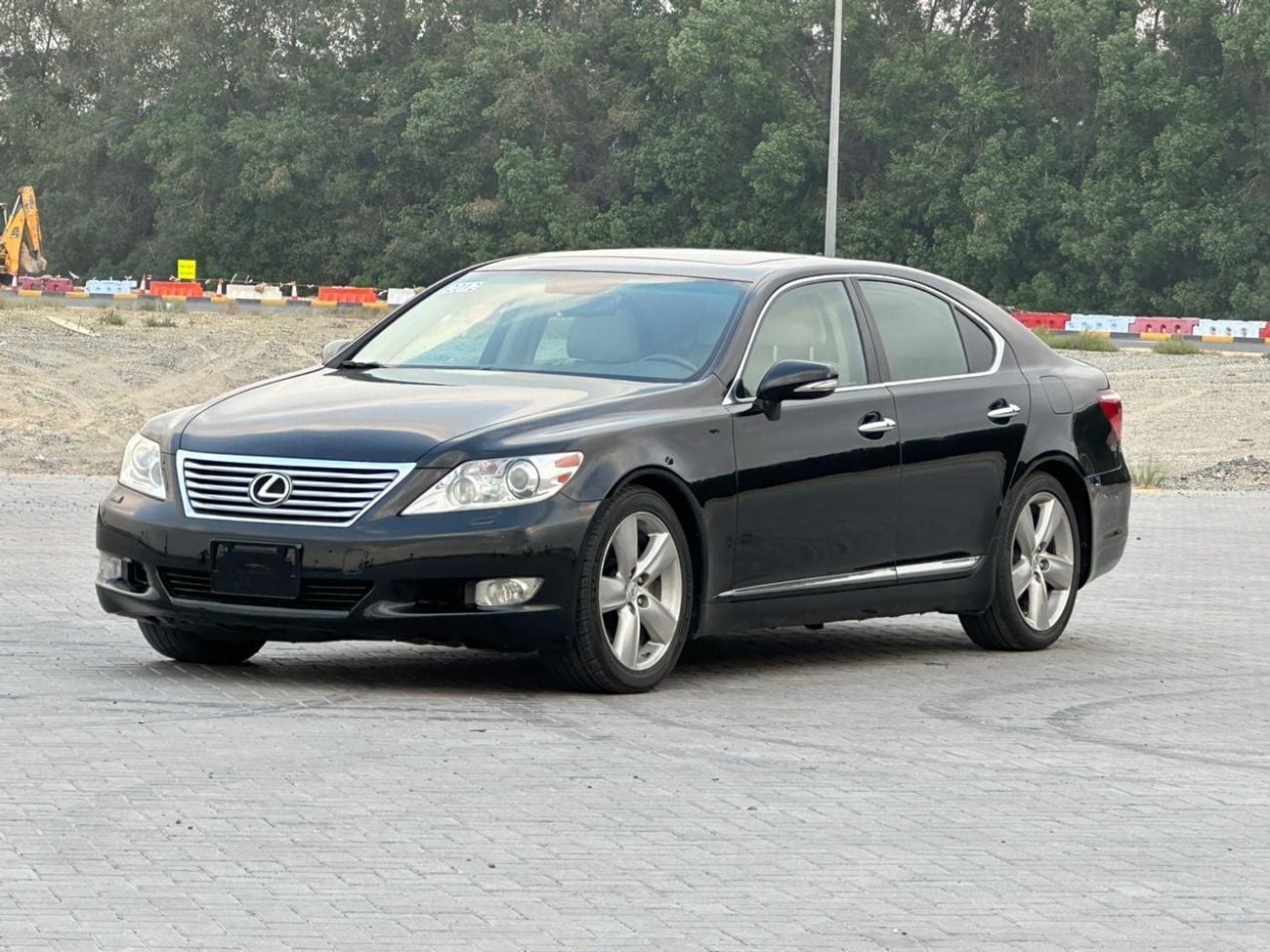 لكزس LS 460 بريمير SWB