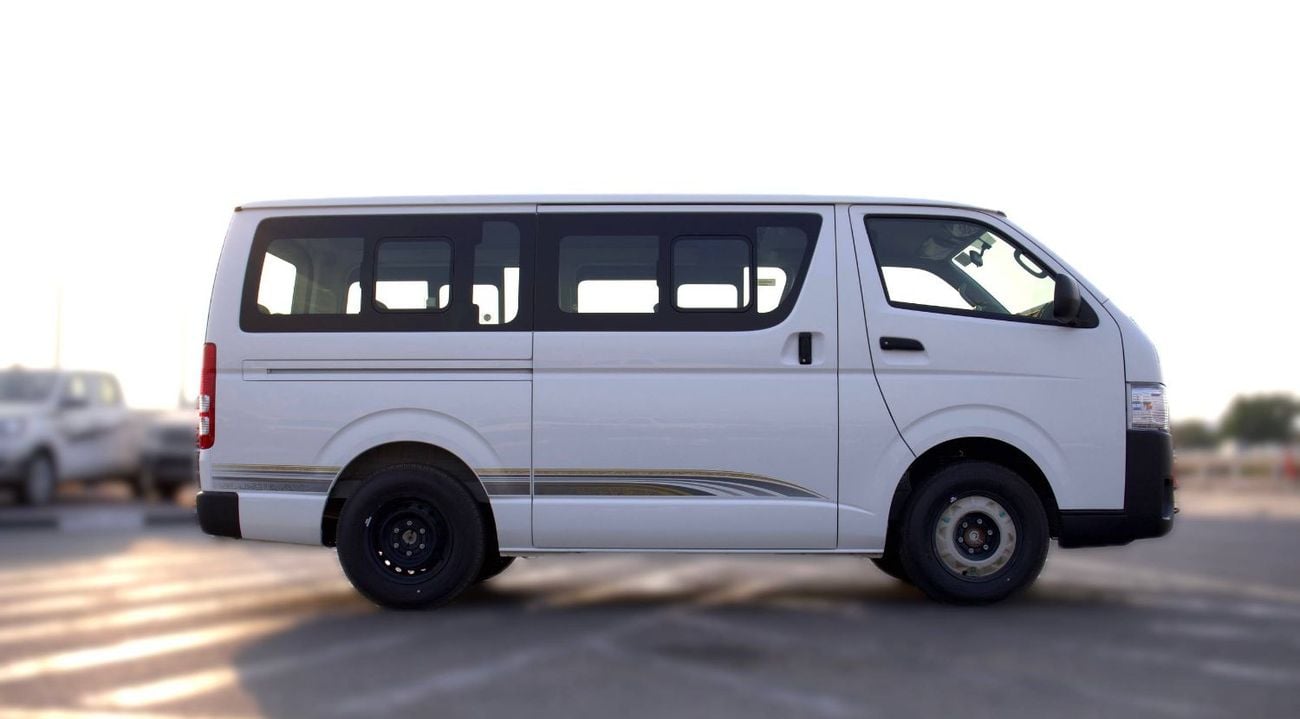 Toyota Hiace DLS - STANDARD ROOF