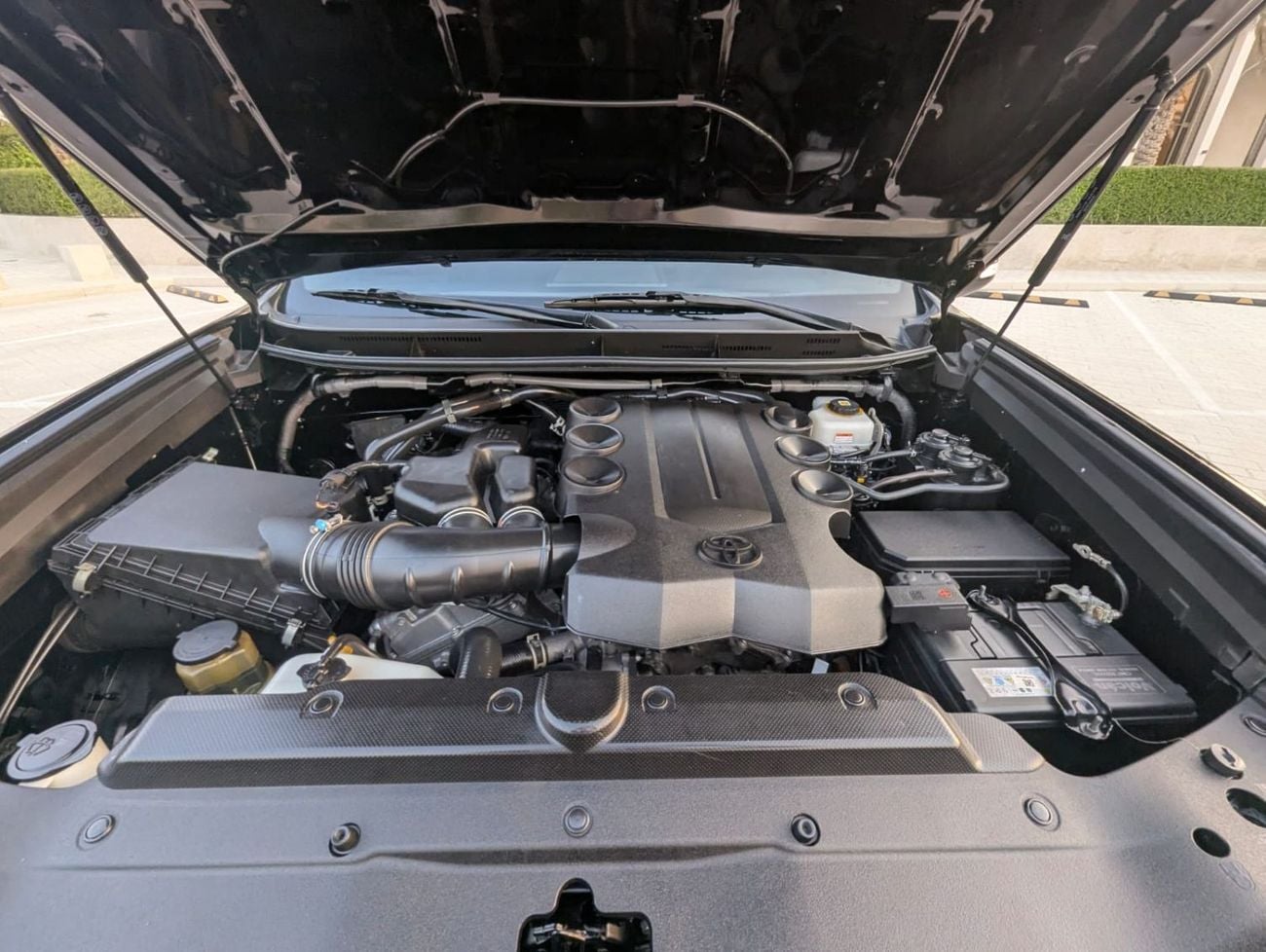 تويوتا برادو TX-L مواصفات خليجية، محرك V6 سعة 4.0 لتر، حالة داخلية وخارجية ممتازة