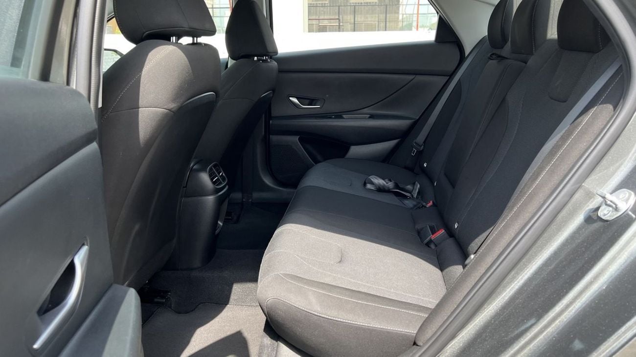 هيونداي إلانترا Smart Hyundai Elantra / Avante 2025