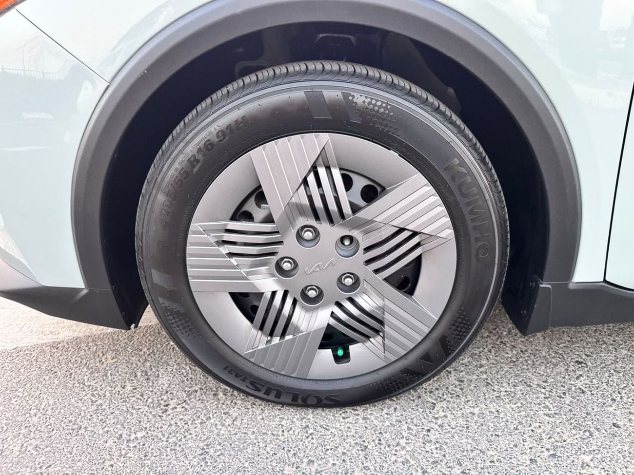 كيا K4 LX STANDARD كيا K4 موديل 2025 جاهزة للقيادة